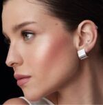 Lluminador Make B. Facial em Stick SUN HIT - Imagen 2